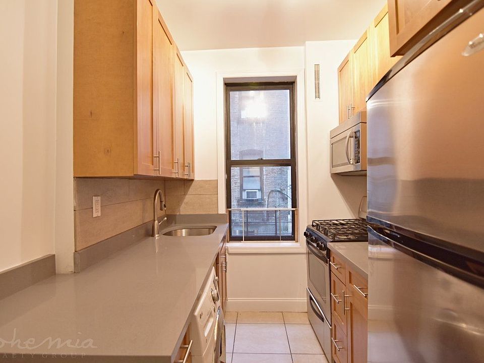 1st image of 815 W 180th St #1