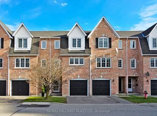 51 Northern Heights Dr #20B, Richmond Hill, ON L4B 4C9