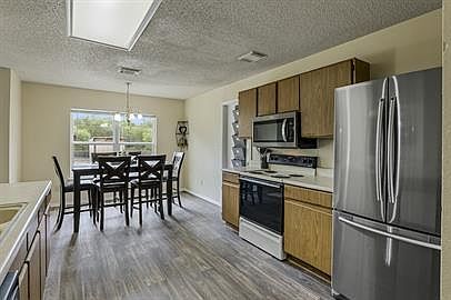 3rd image of 2127 Centerville Dr #2C-695948