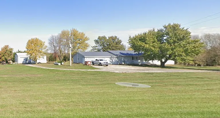 K 16 Hwy — Photo 1