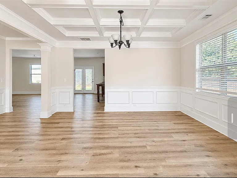 7770 Harbison Hollow Ln — Photo 9