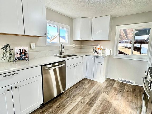 3rd image of 6401 E 71st Avenue