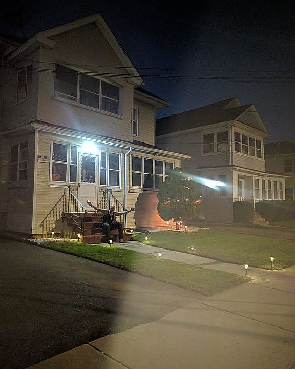 2nd image of 330-332 W Preston St