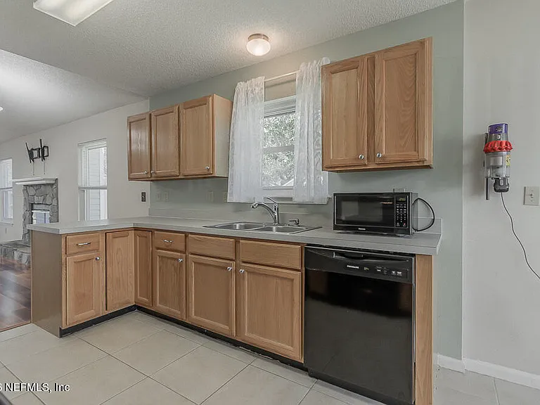 2645 Cobblestone Forest Dr — Photo 14