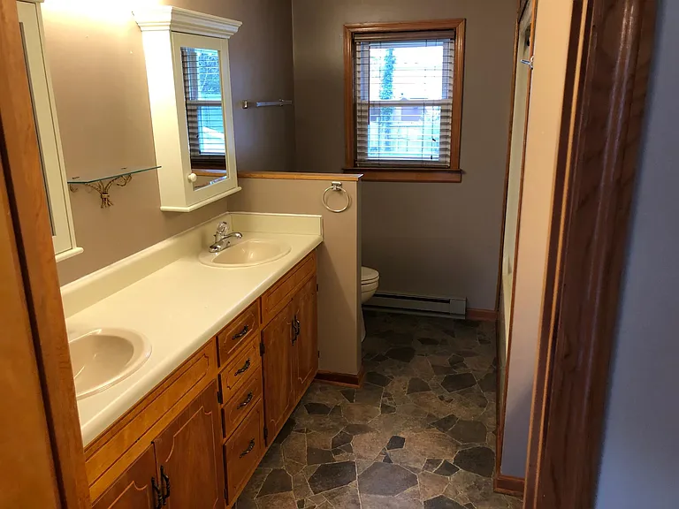 120 Womack Ave — Photo 10