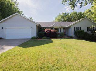 1807 Fox Point Cir, Port Byron, IL 61275