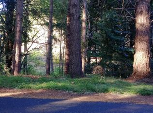 640 Spring Rd, Whitethorn, CA 95589