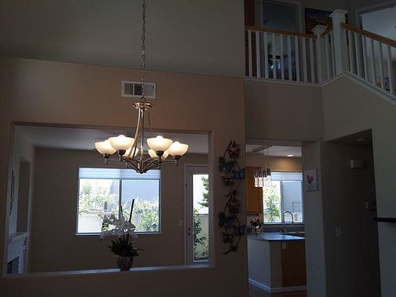 4th image of 3710 Greymont Dr