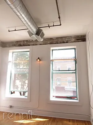 Rented by Rennit Inc. | media 30