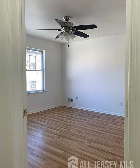1184 Union St #3 — Photo 6
