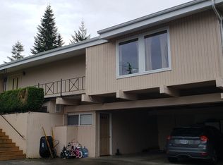 1103 E 1st Pl, Coquille, OR 97423