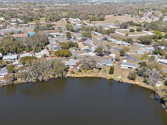 4th image of 6870 Parkside Dr