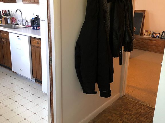 5th image of 2022 Crestland St #1