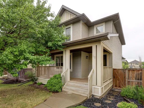 36 S Copperstone Ct SE, Calgary, AB T2Z 0J4