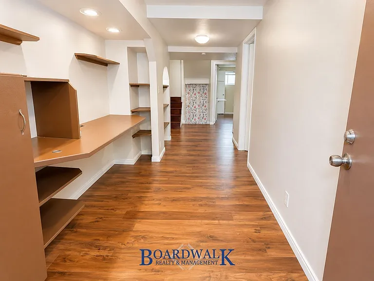 6423 S Westridge St #BASEMENT — Photo 4