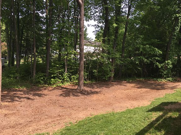 5th image of 12 Esopus Dr