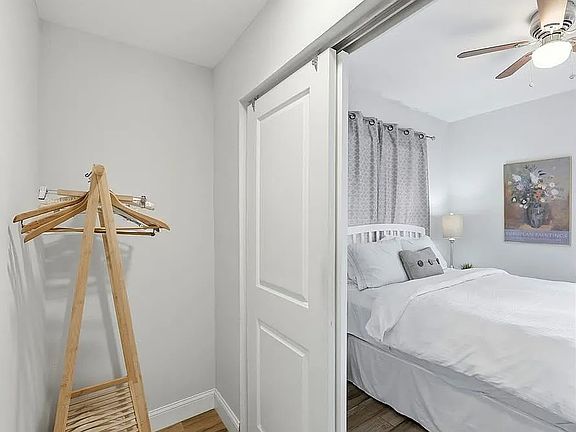 5th image of 855 28th Ave N #2