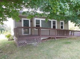 121 Court St, East Flat Rock, NC 28726