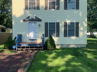 161 Washington Dr, Mastic Beach, NY 11951