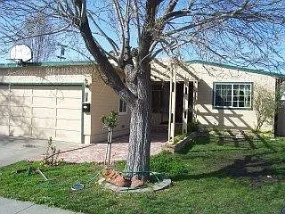 1627 Echo Ave photo 1