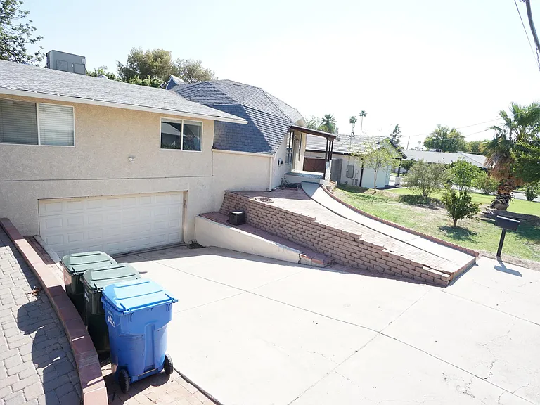 4903 E Virginia Ave — Photo 12