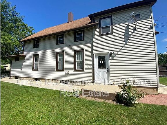 3rd image of 616 Vine St