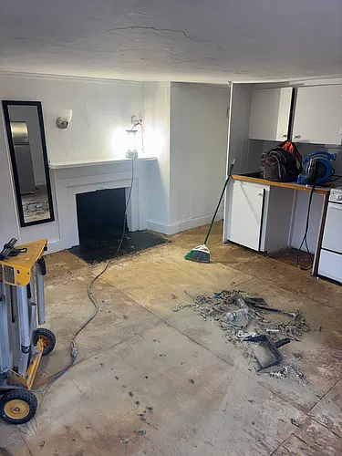 58 Anderson St Photo 1