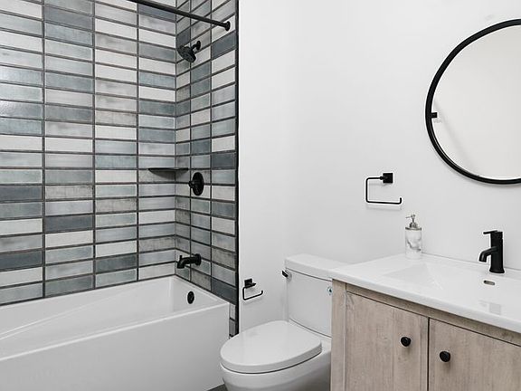 4th image of 1218 Snyder Ave #7