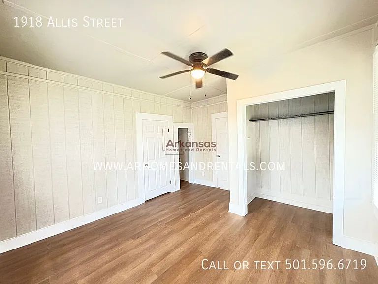 1918 Allis St — Photo 7