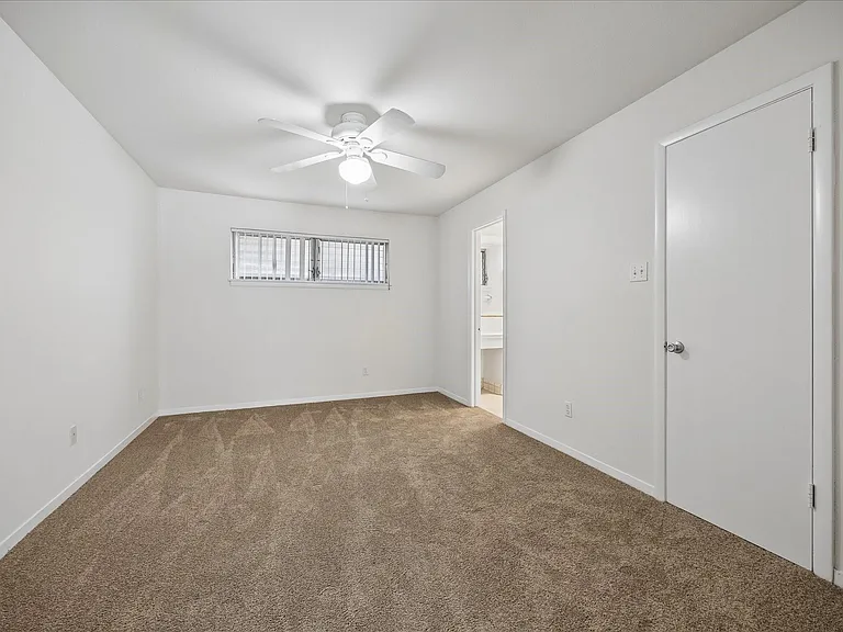 3703 Roseland St #3 — Photo 7