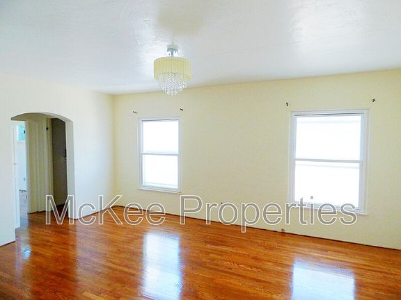 3rd image of 3114 Homer St