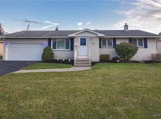 64 Gordon Ave, Lancaster, NY 14086