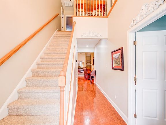 2nd image of 9909 Bellflower Way