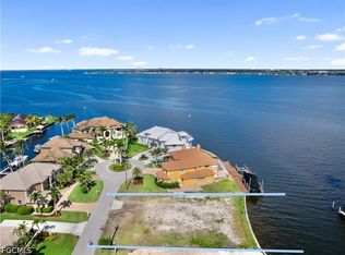 799 Cypress Lake Cir, Fort Myers, FL 33919