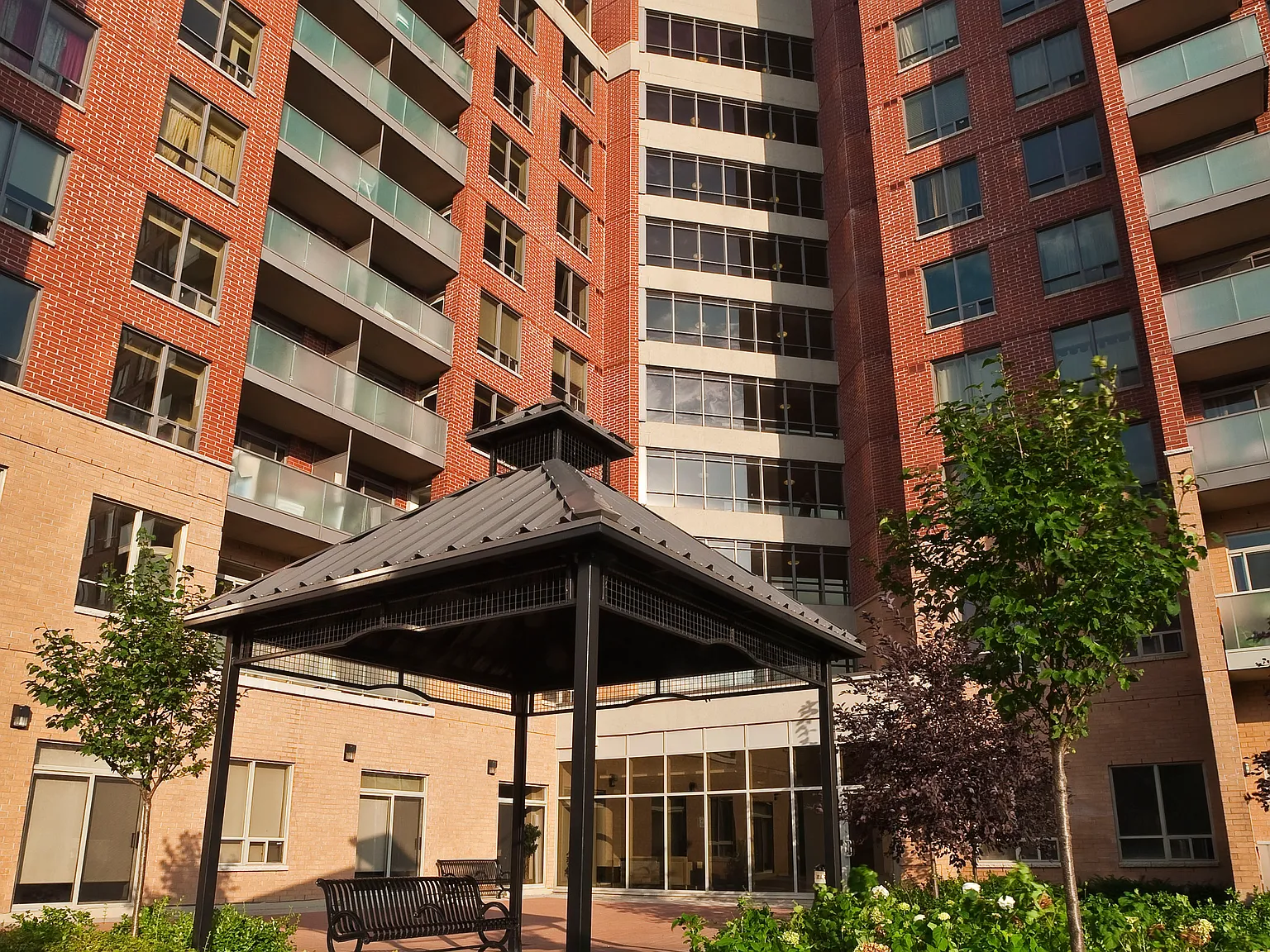 The Landmarq Rental Residences — Photo 4