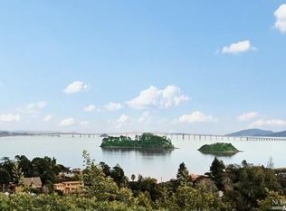 57 Bayview Dr, San Rafael, CA 94901