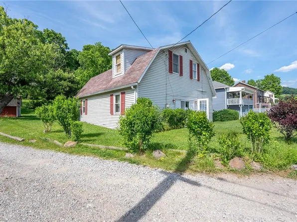 3707 State Route 136, Greensburg, PA 15601
