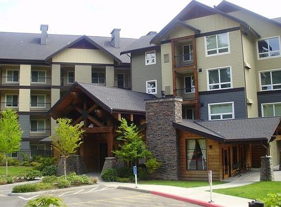 2nd image of 18707 SE Newport Way APT 405