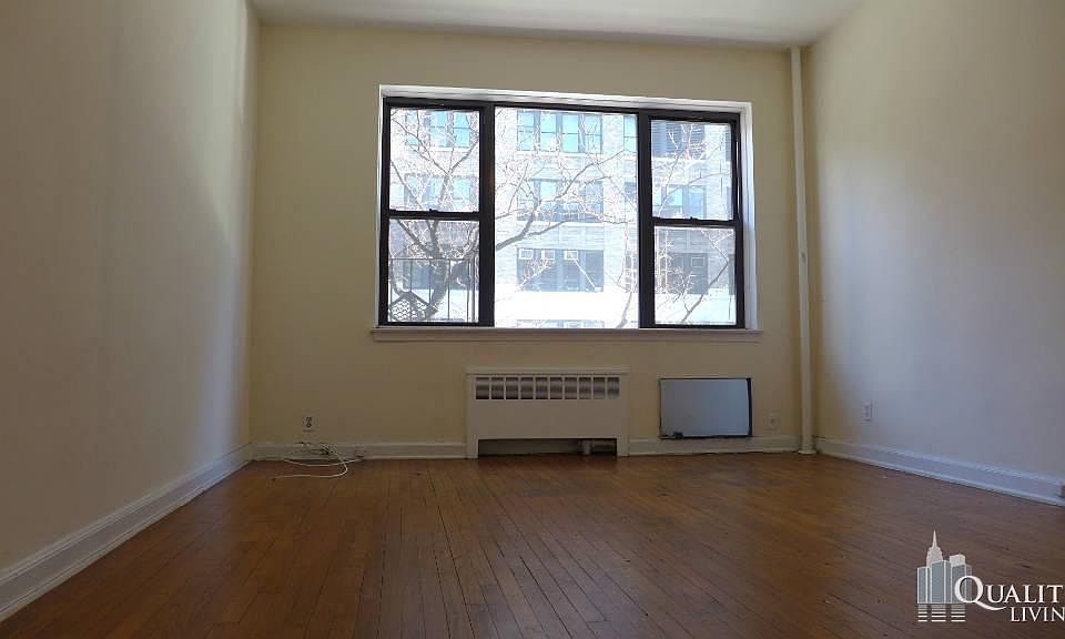 1st image of 400 W 45th St APT 2E