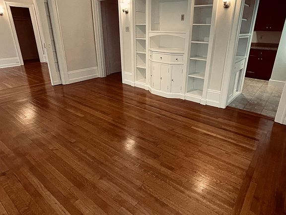 5th image of 800 Bush St APT 201