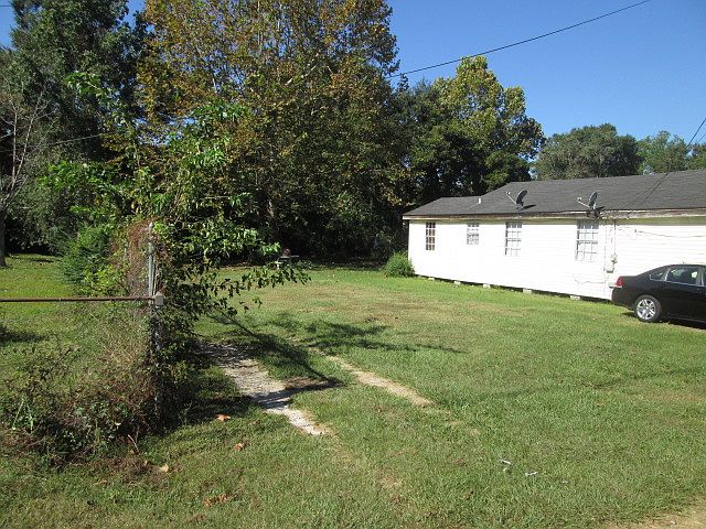 2nd image of 934 Newsome St