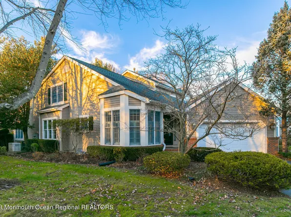 23 Old Farm Road, Little Silver, NJ 07739