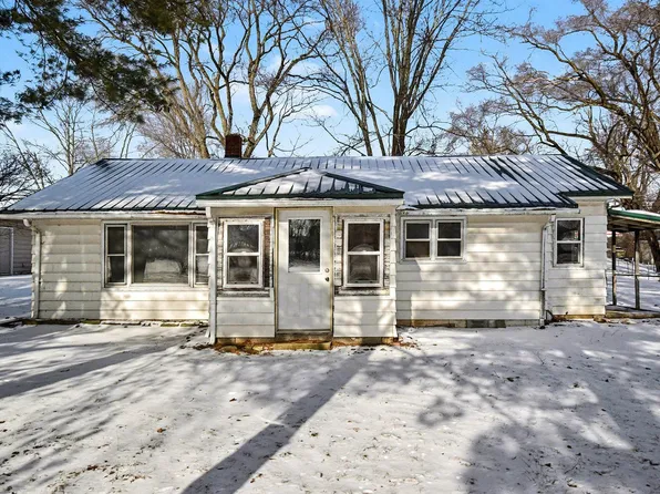 308 W Himes St, North Webster, IN 46555