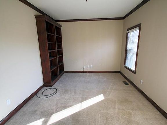 3rd image of 225 Farmwood Pl