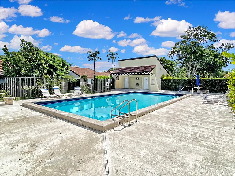 14980 SW 48th Ter #28F — Photo 22