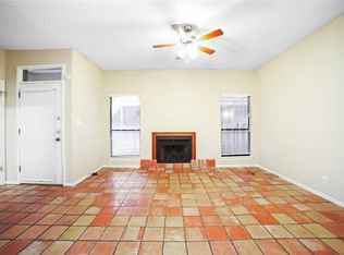 1910 Robbins Pl APT 208, Austin, TX 78705