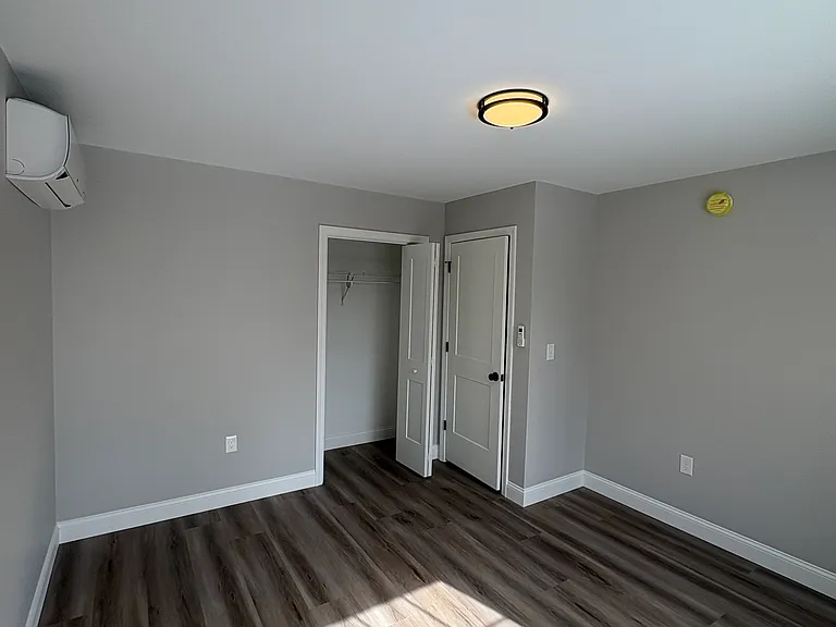 86 Richardson St #1 — Photo 7