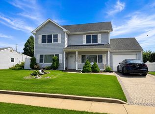 4161 Harriet Rd, Bethpage, NY 11714