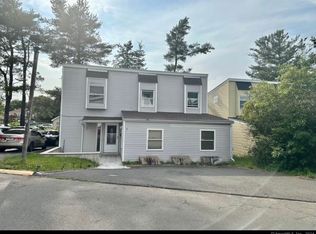 5 Afton Ter, Middletown, CT 06457