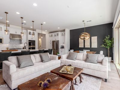 1913 W Kinfield Trl, Phoenix, AZ, 85085